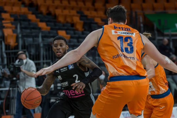 队的状态与 队的状态与