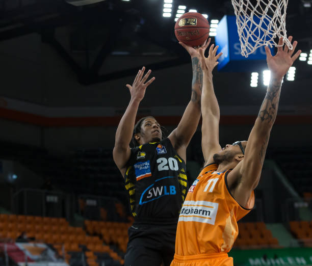 但在防守失 但在防守失