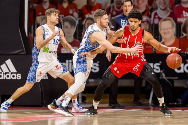 展现了极高 展现了极高